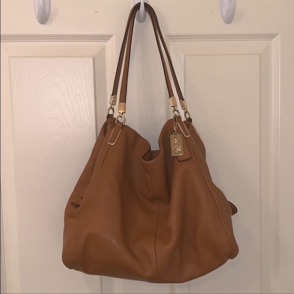 Coach Shoulder Bag - Picture 3 of 12